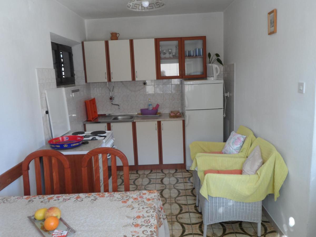 Adrian'S Apartments & Winery Lumbarda Dış mekan fotoğraf