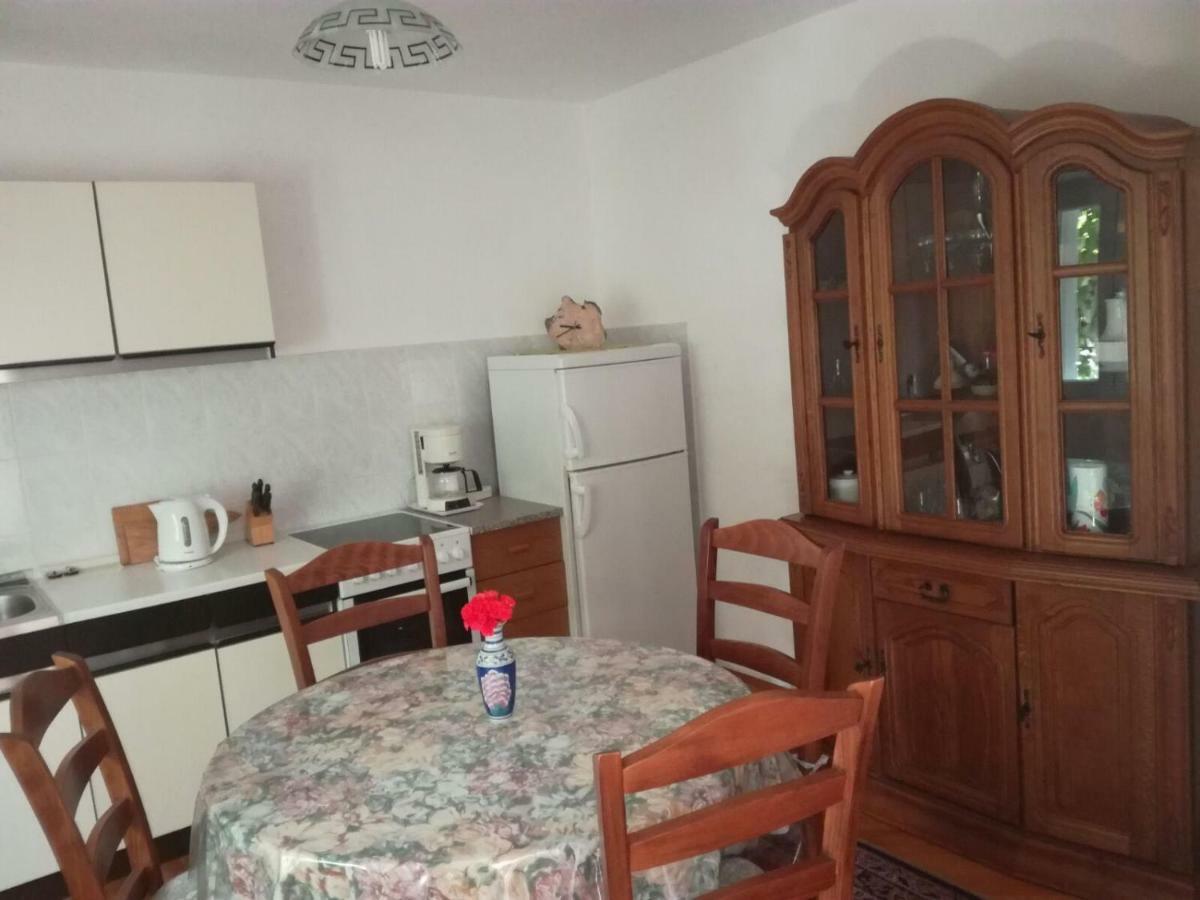 Adrian'S Apartments & Winery Lumbarda Dış mekan fotoğraf